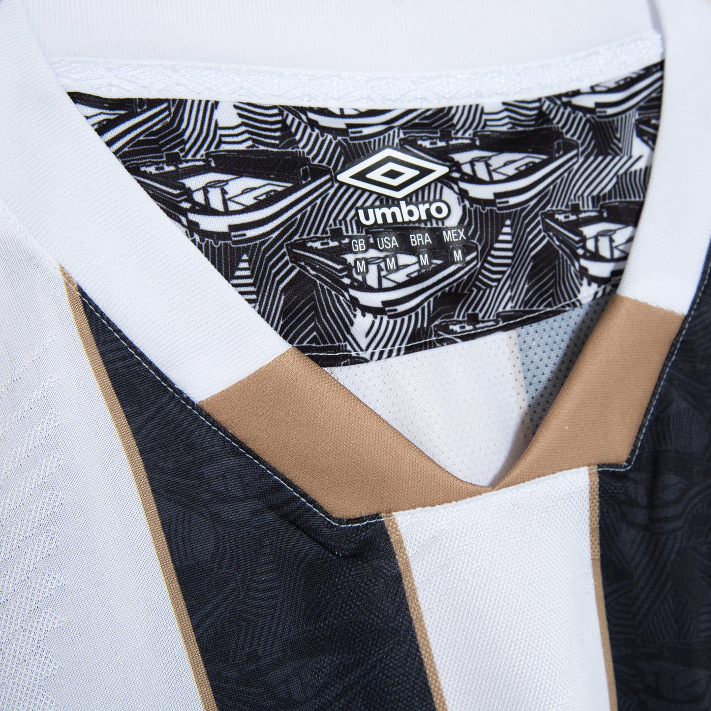 Umbro Authentic Santos Home Kit 24/25