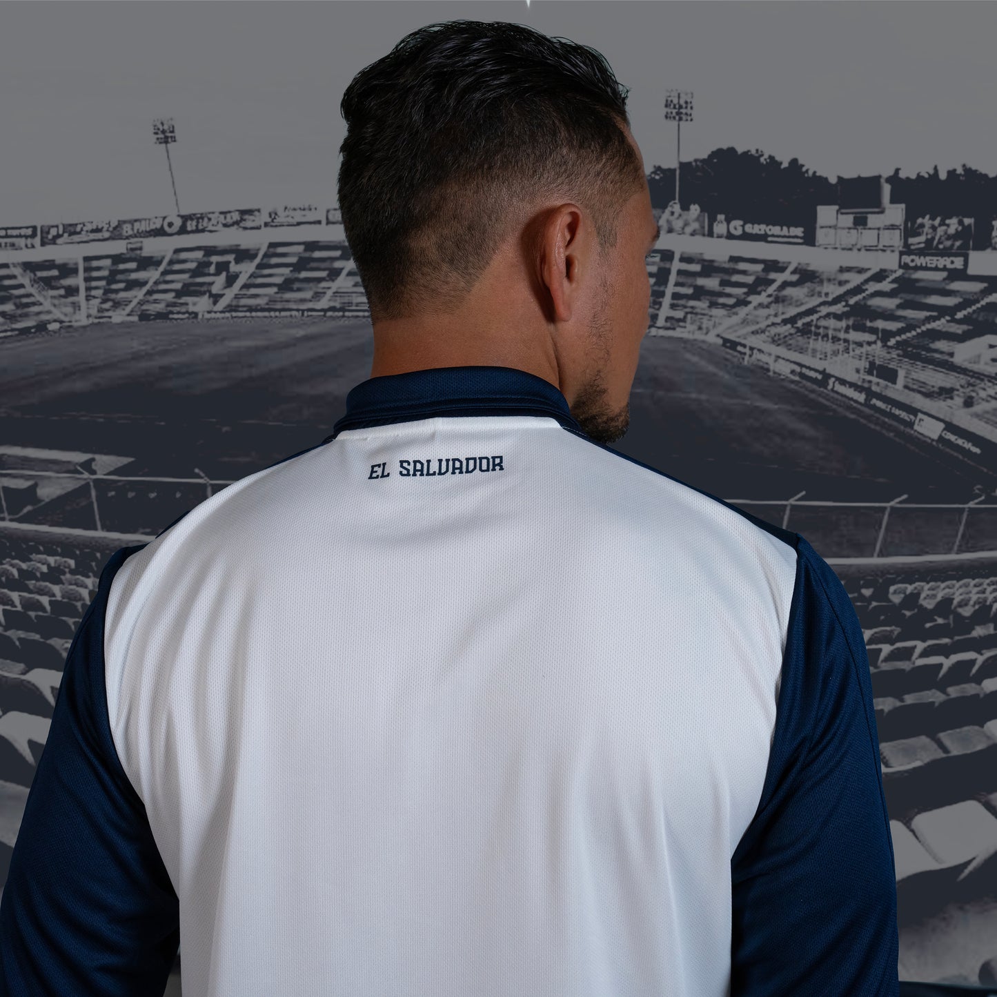 Umbro 24/25 EL SALVADOR MENS 1/4 Zipper Jacket
